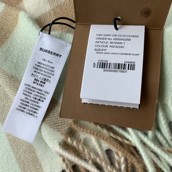 Burberry Cashmere Scarf - Picture 3 of 8